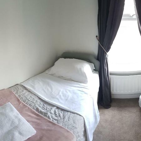 The Coach House Villa Plymouth Bagian luar foto